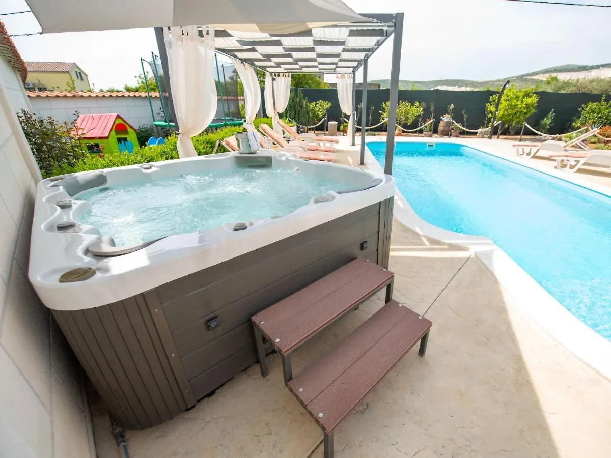 Holiday Home Kuca Luka By Interhome Plano