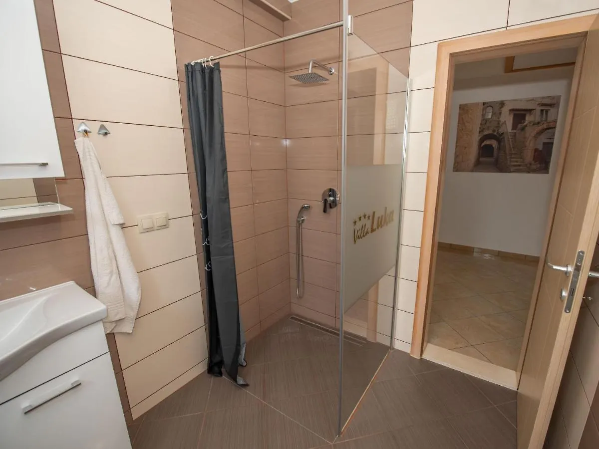 Holiday Home Kuca Luka By Interhome Plano 0*,