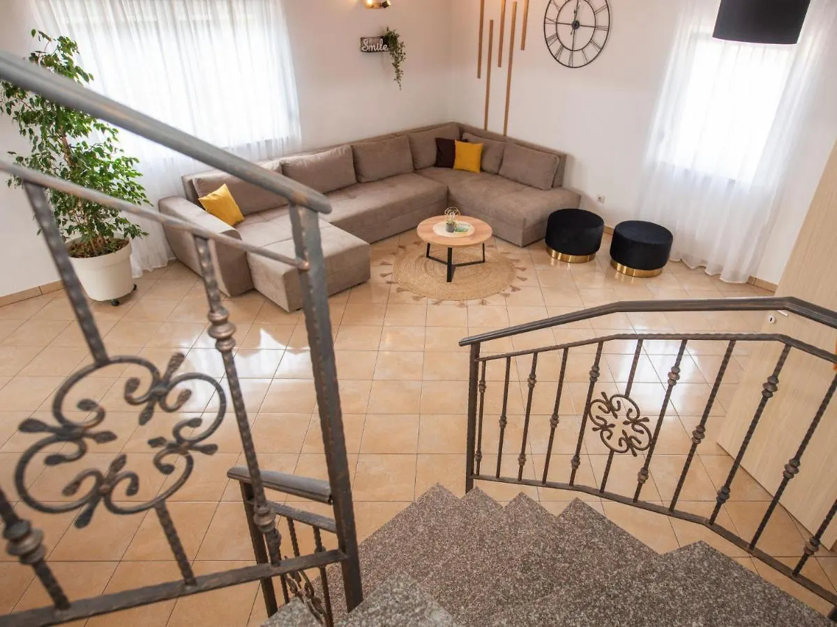 Holiday Home Kuca Luka By Interhome Plano 0*,